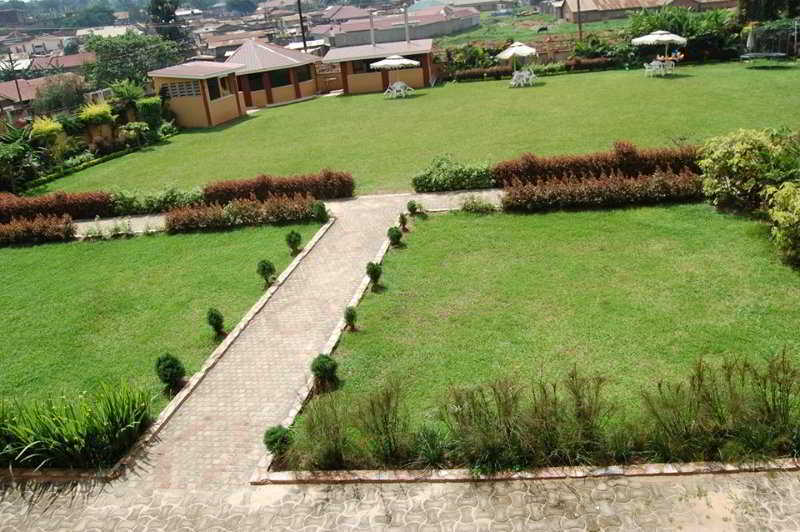 Grand Global Hotel Kampala Esterno foto