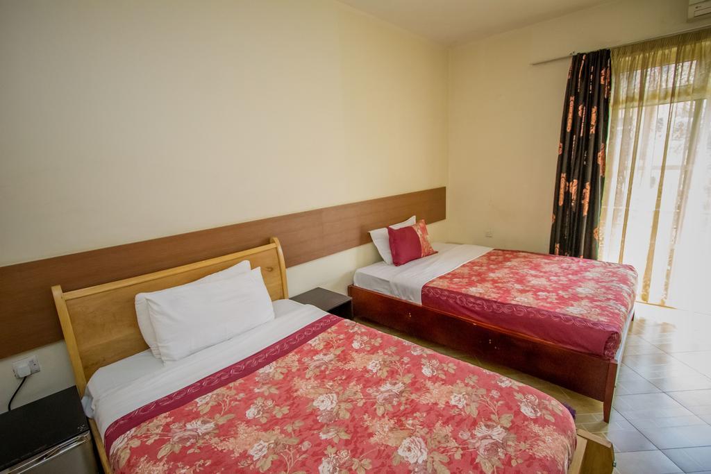Grand Global Hotel Kampala Esterno foto