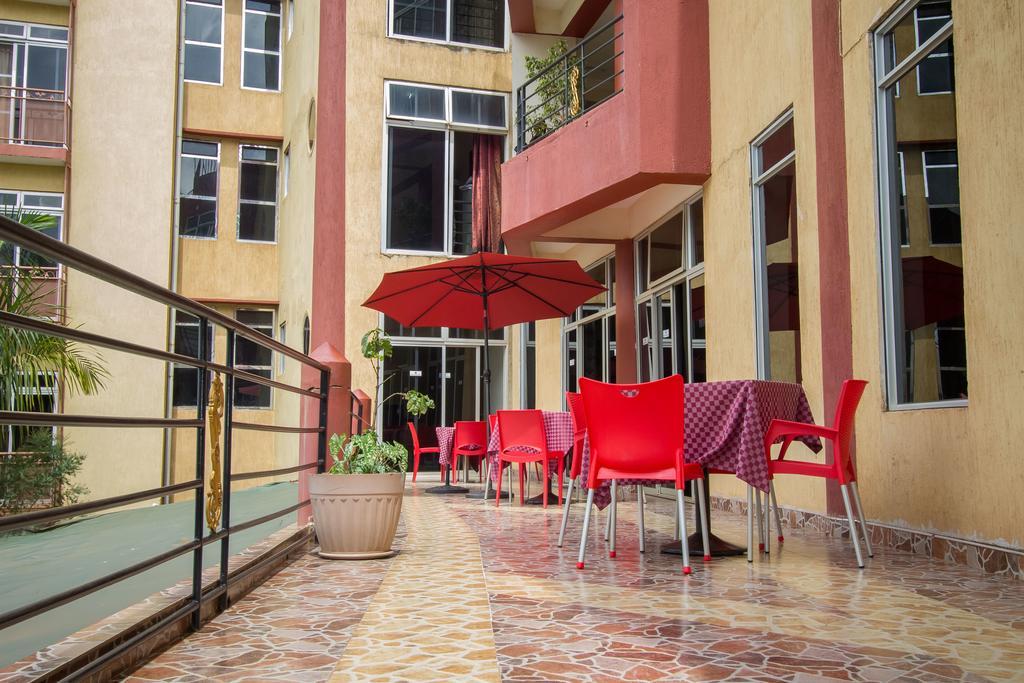 Grand Global Hotel Kampala Esterno foto