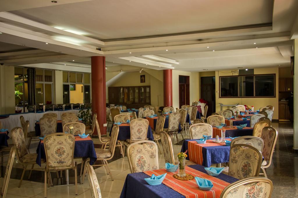 Grand Global Hotel Kampala Esterno foto