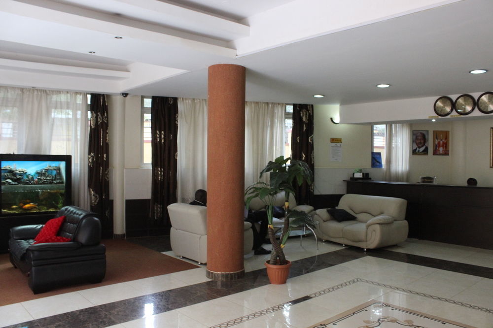 Grand Global Hotel Kampala Esterno foto