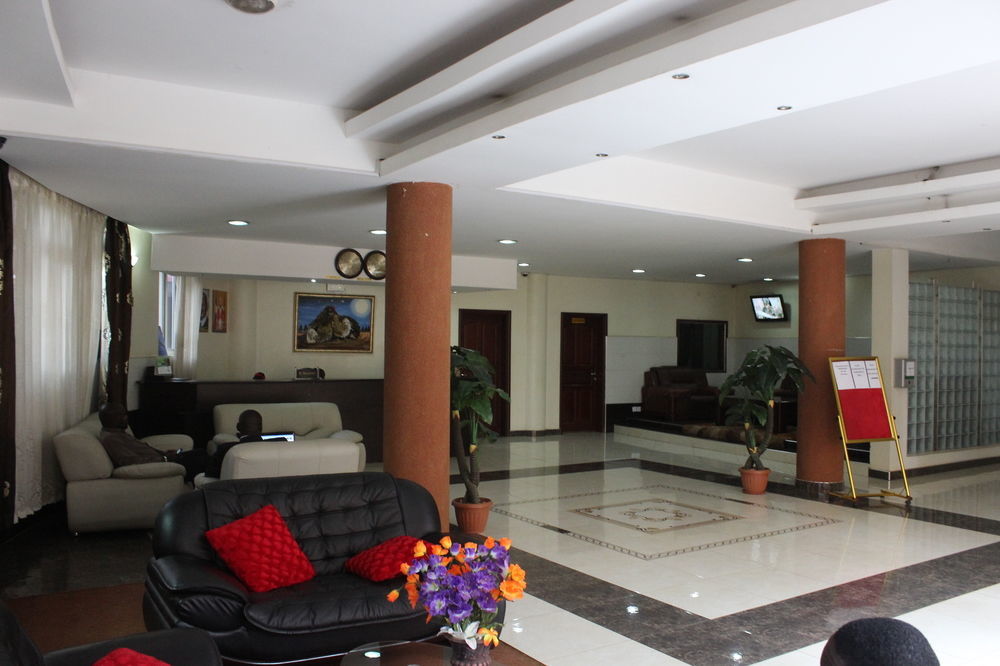 Grand Global Hotel Kampala Esterno foto
