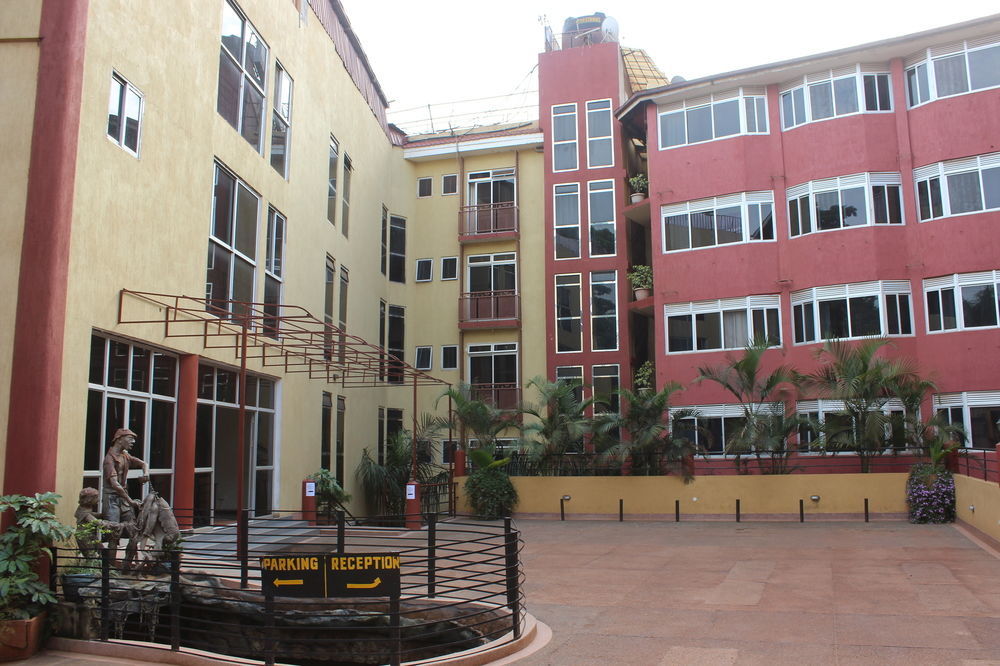 Grand Global Hotel Kampala Esterno foto