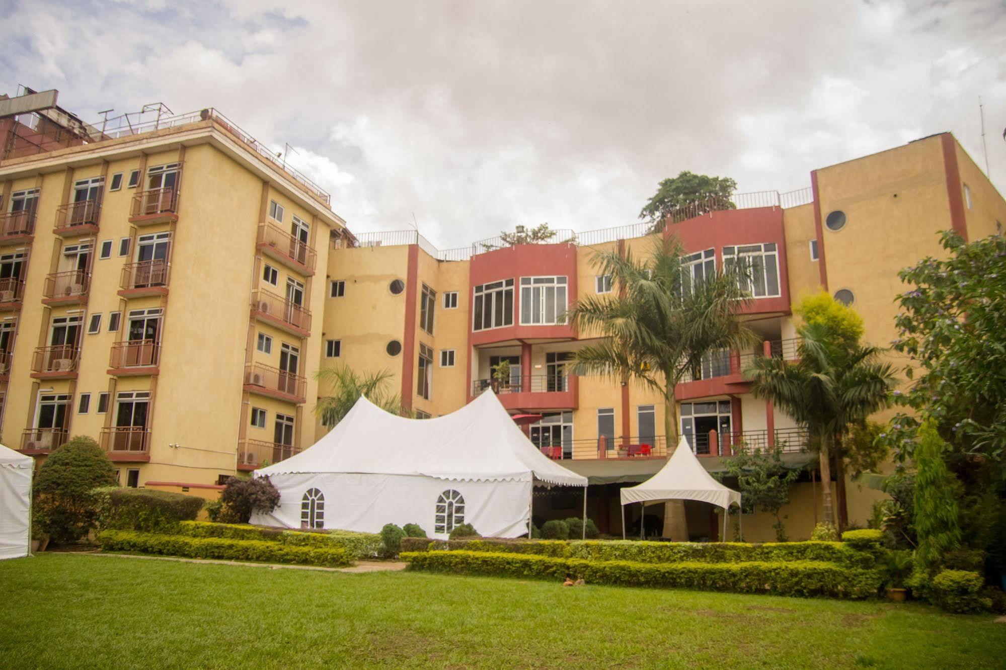 Grand Global Hotel Kampala Esterno foto